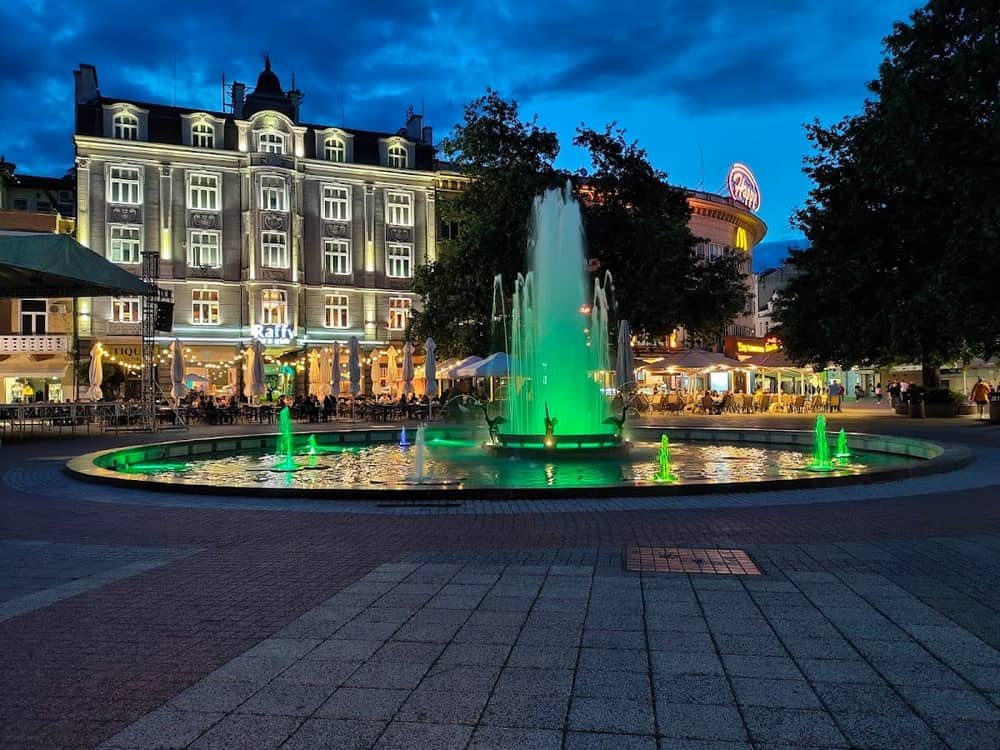 Fountain in front of the city hall — 2