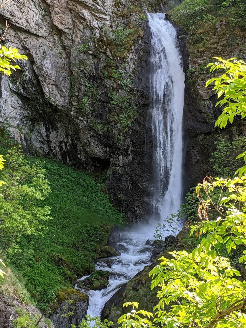Ovcharenski Waterfall “Goritsa”