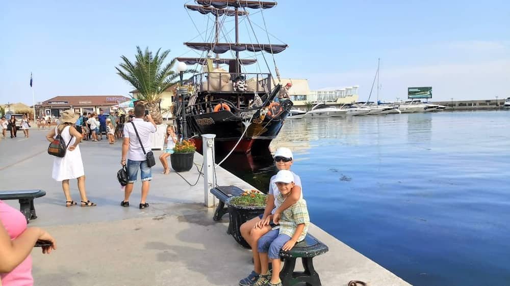Yahteno pristanishte Marina Dinevi — 2
