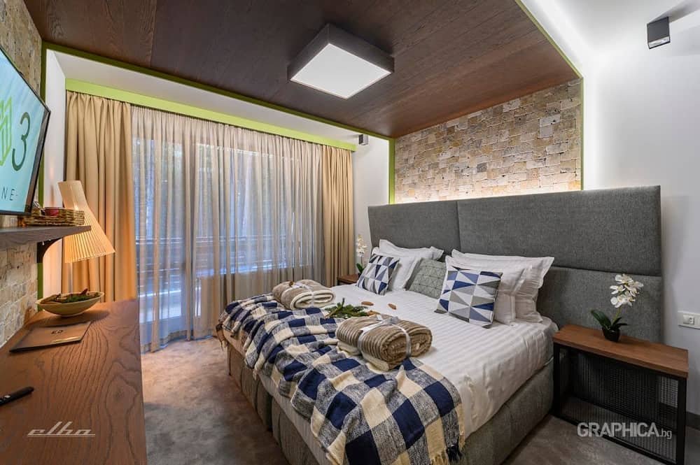 103 Alpine Hotel — 2