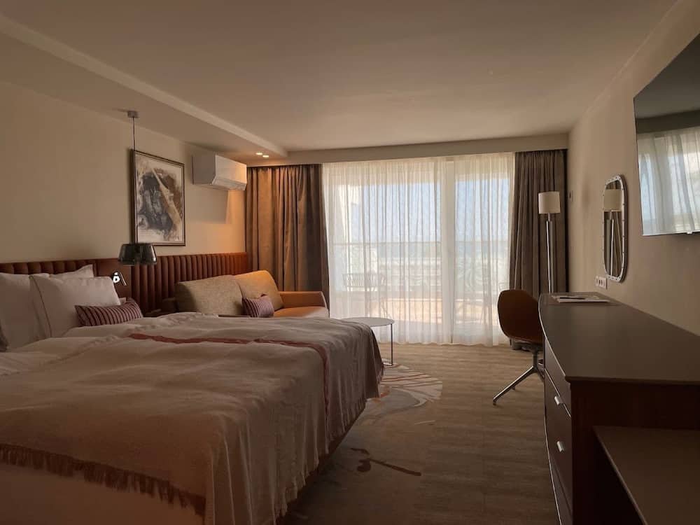 Hotel Amelia — 2