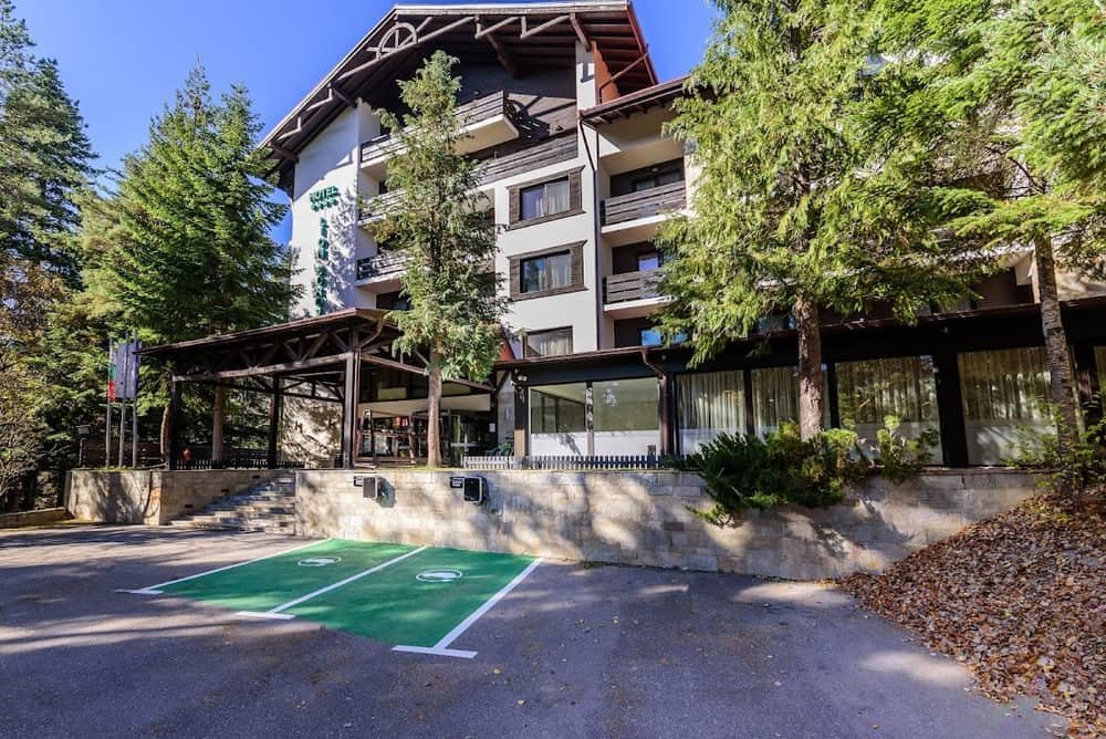 Hotel LION Borovets