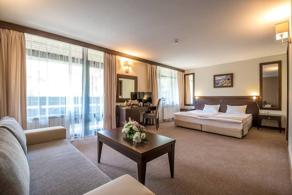 Hotel LION Borovets — 2