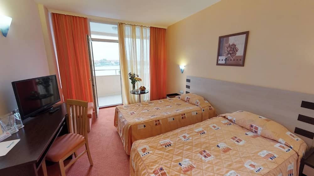 Hotel Selena — 2
