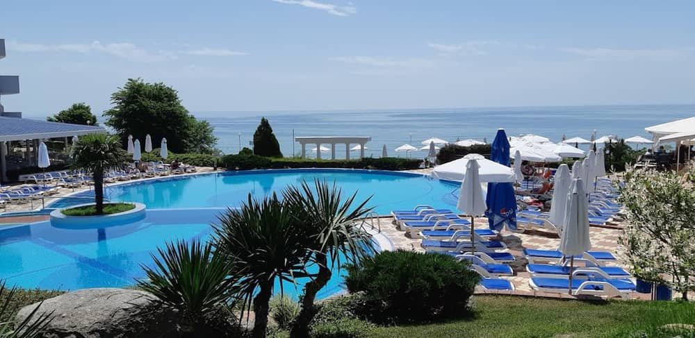 Hotel Sineva Beach
