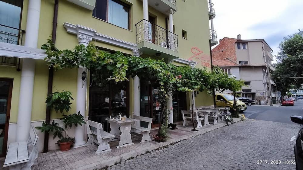 Hotel Zeus
