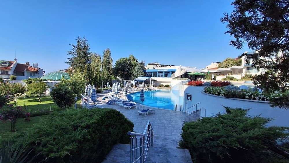 Sineva Park Hotel