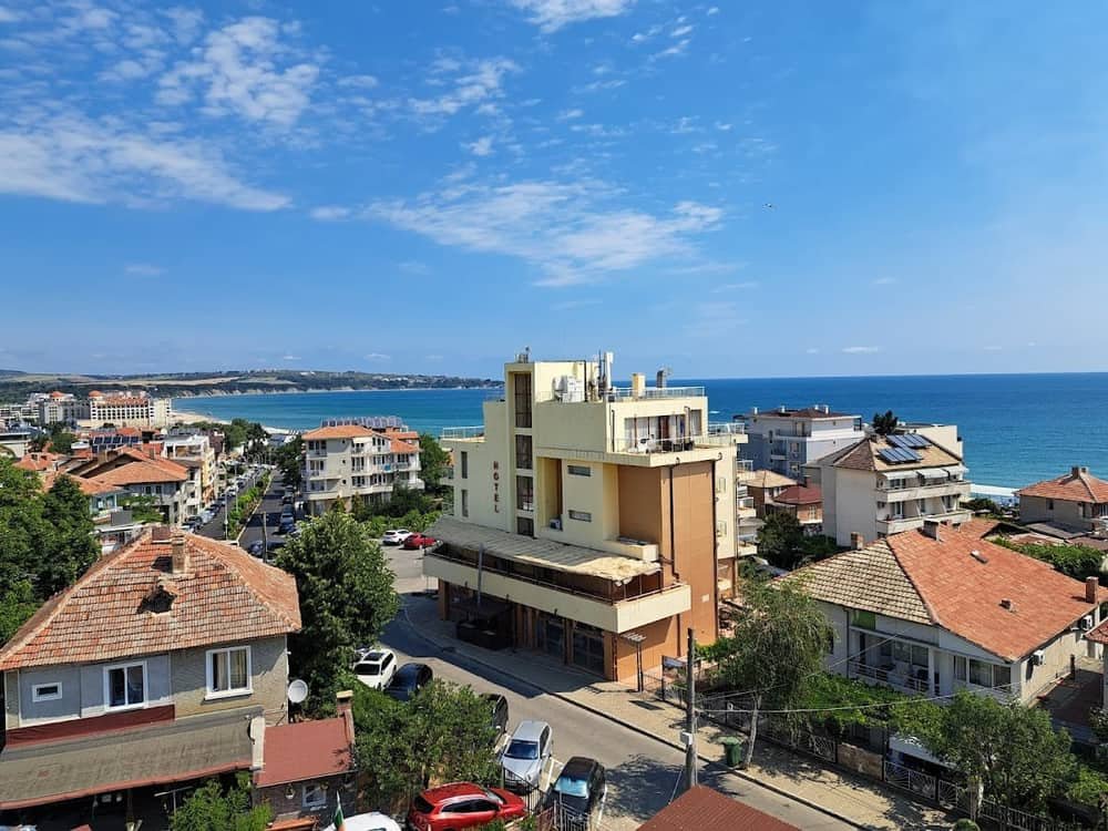 Sirena Palace
