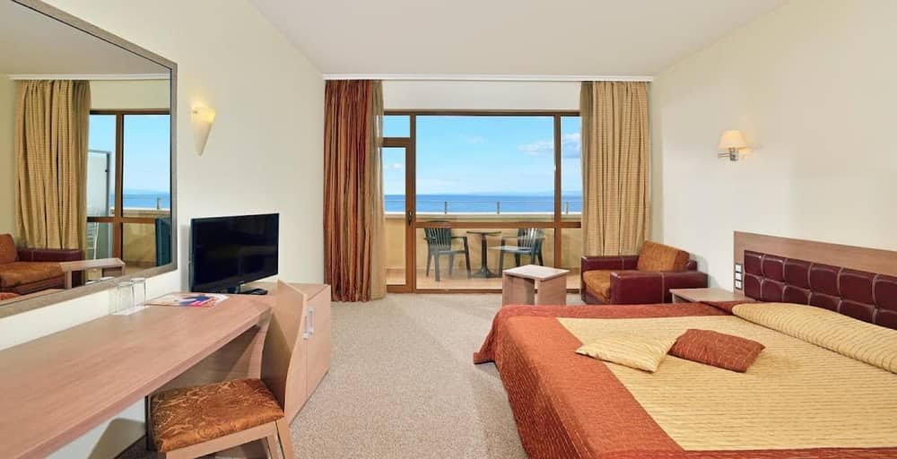 Sol Nessebar Palace All Inclusive — 2