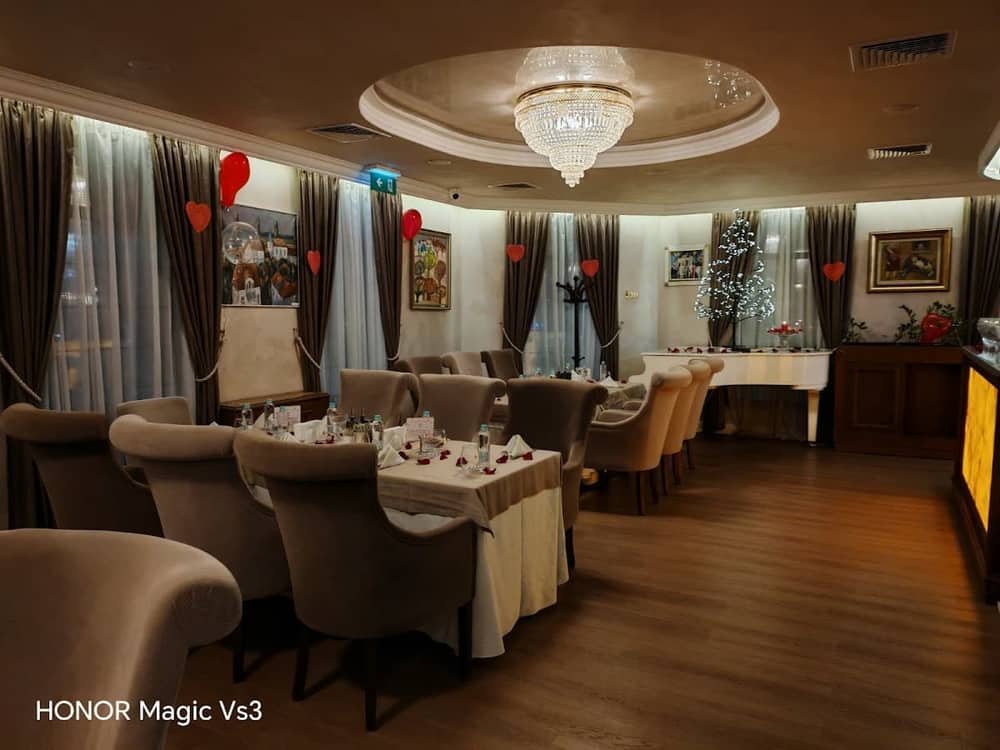 19 City Garden restaurant