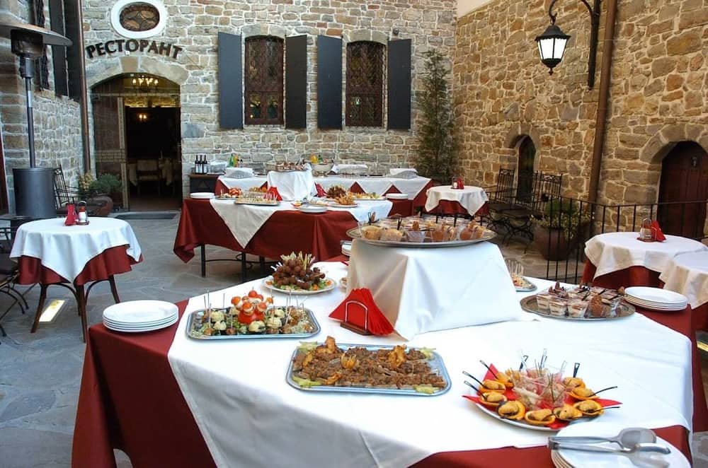 Han Hadji Nikoli Restaurant