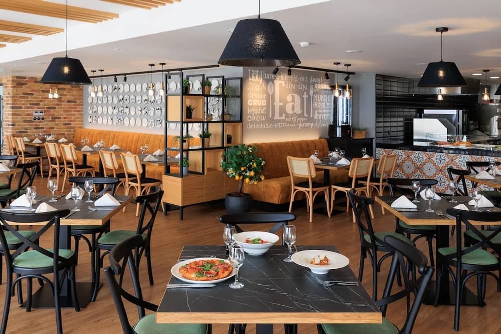 Salvia Italian Lounge